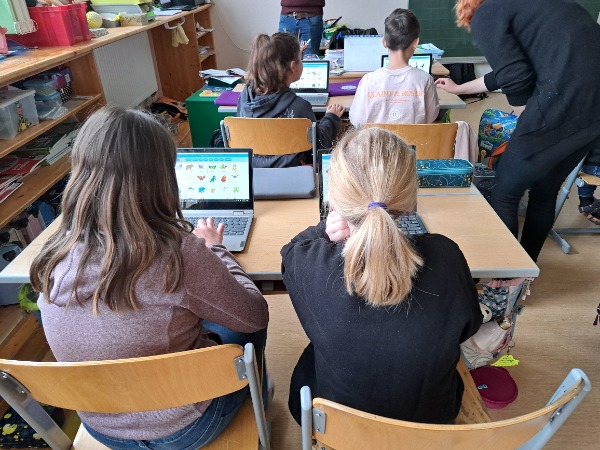 Hier soll eine kurze Bildbeschreibung stehen
